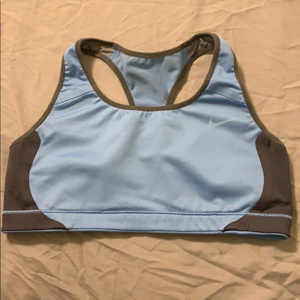 Medium Women’s Nike Sports Bra